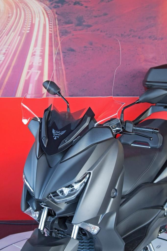 ABV Yamaha X-Max El Korumalı Şeffaf Tur Camı 73.5x64 cm (17-23)
